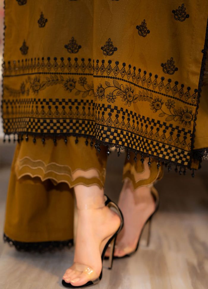 URGE DHANAK EMBROIDERD UNSTICHED 3pc DHANAK EMBROIDERED SHAWL (WA-650)