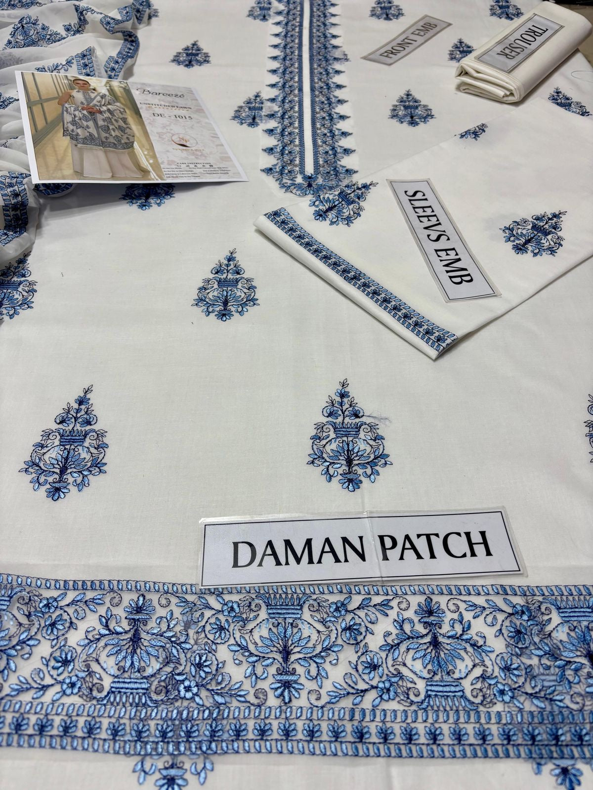 MOST DEMANDING ARTICAL BAREEZE EMBROIDERD LAWN UNSTICH 3PC (WA-780)