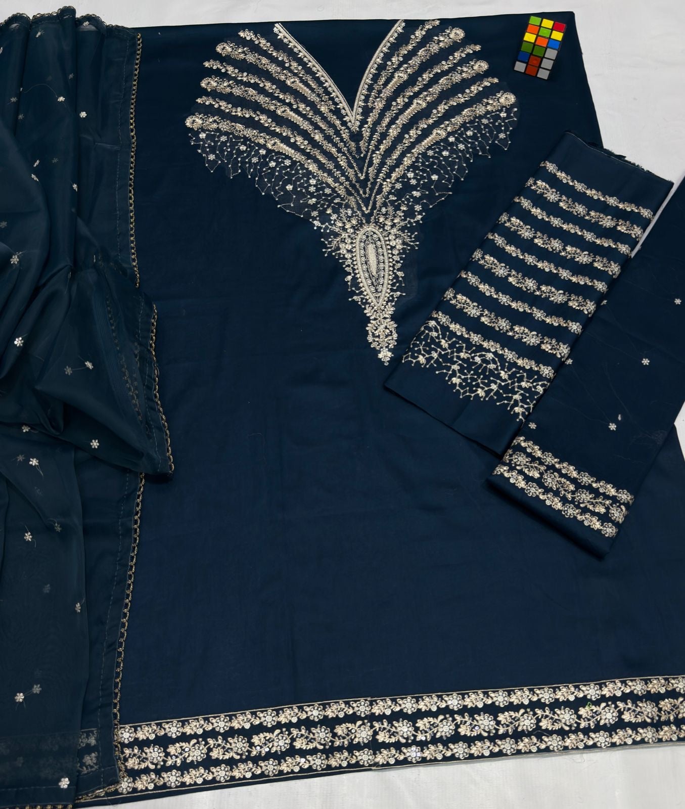 JAZMIN EMBROIDERD LAWN UNSTICH 3PC (NEAVY BLU)