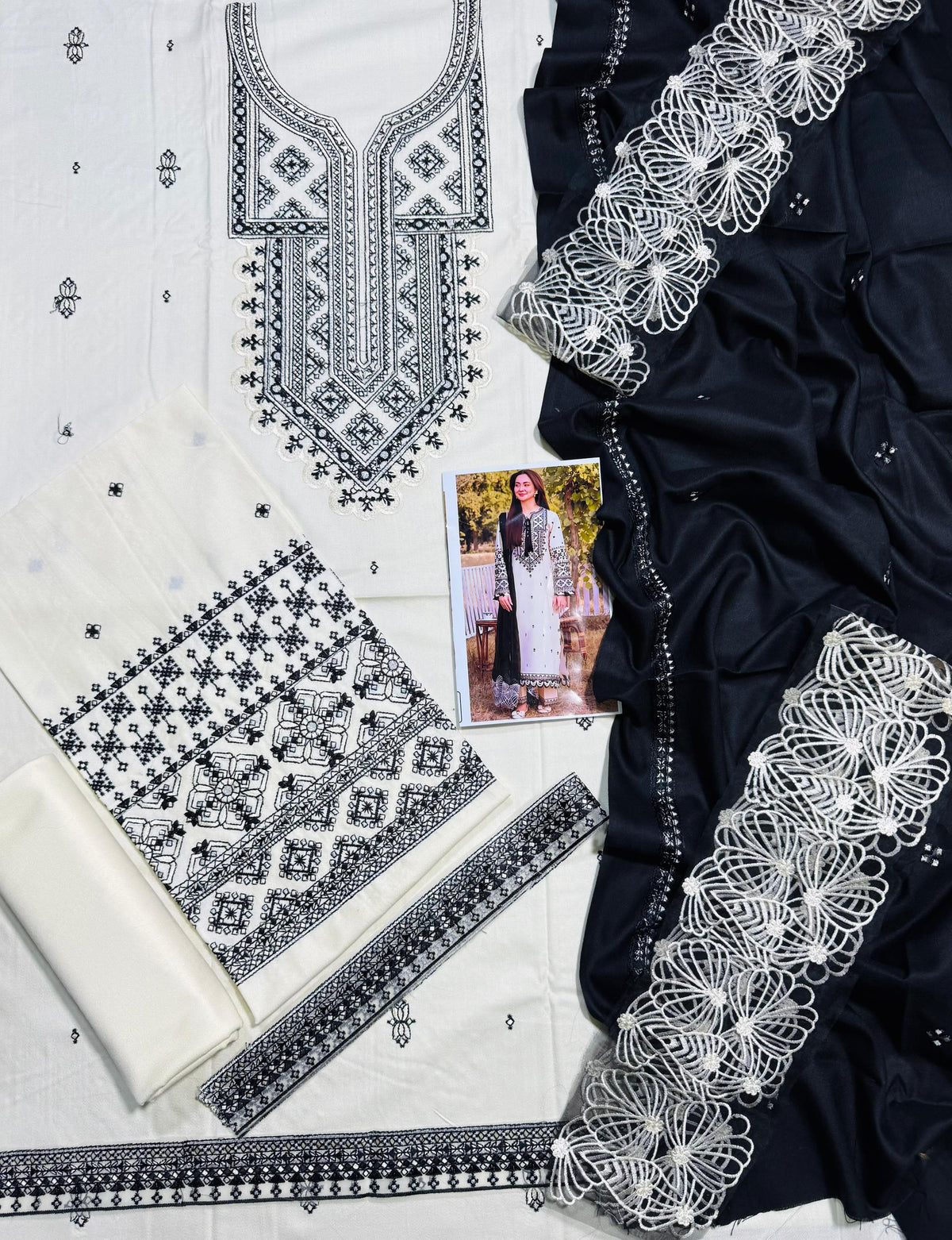 ALLY’S DHANAK EMBROIDERD UNSTICH 3PC (WA-210)