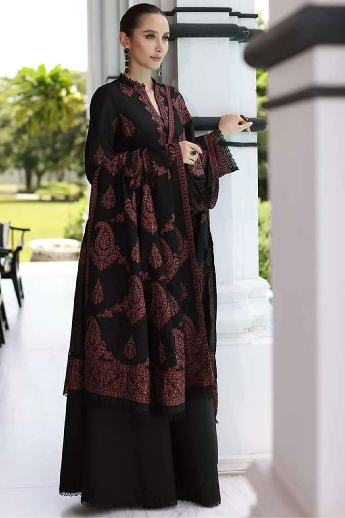 MOST DEMANDING ARTICAL BAREEZE EMBROIDERD LAWN UNSTICH 3PC (WA-630)