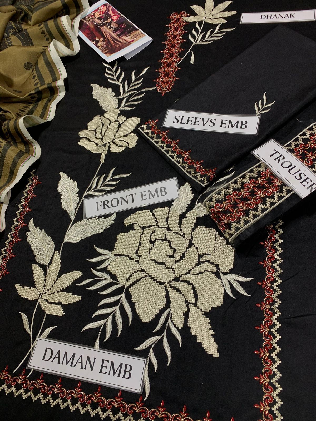 BATIK LAWN EMBROIDERD UNSTICH 3PC (WA-730)