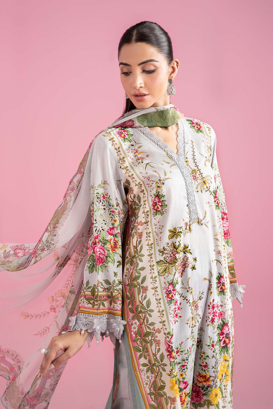 MARIA B PRINT EMBROIDERED LAWN 3pc SL-2605B