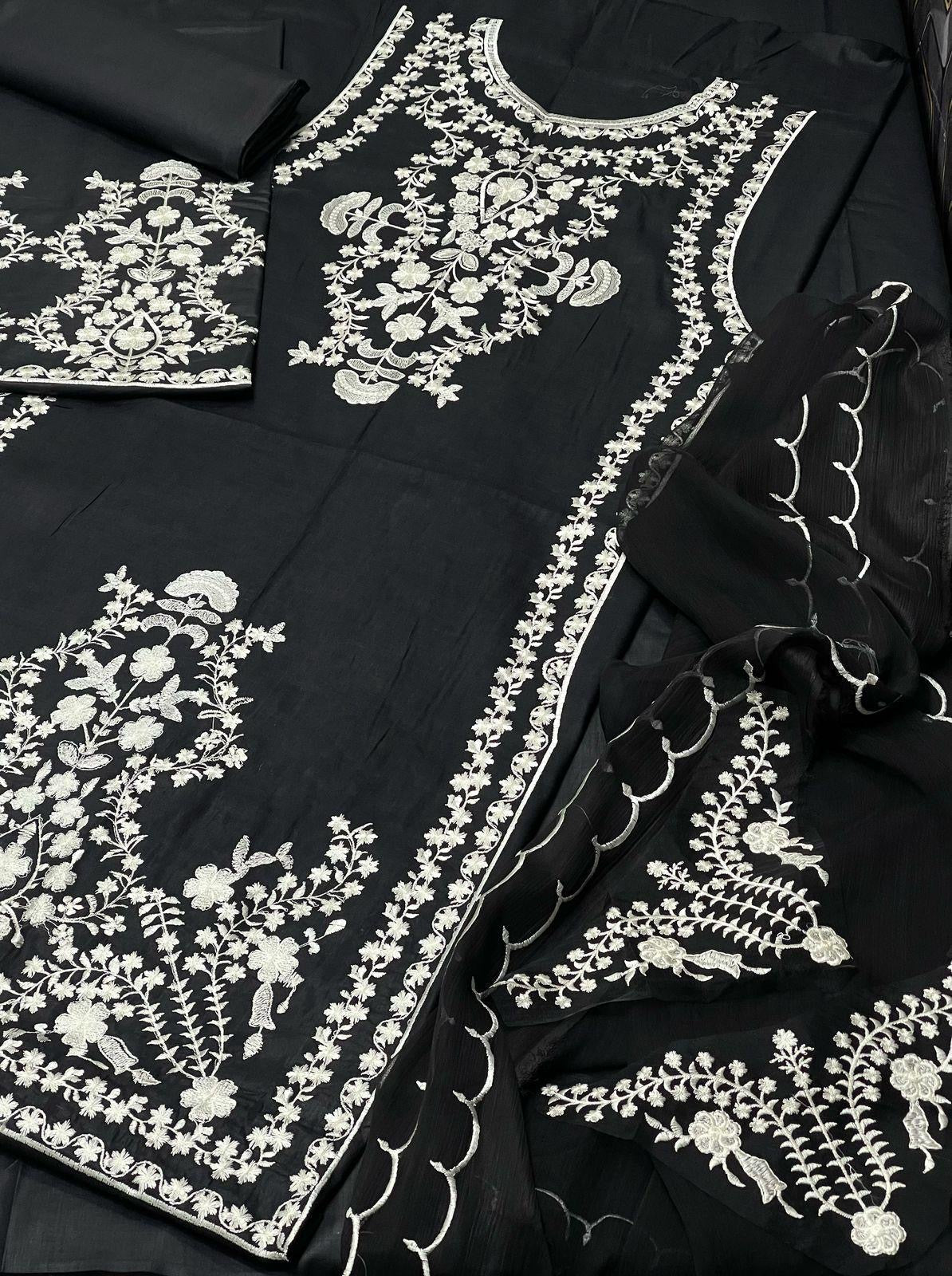 Luxury Embroidered Lawn 3pc SL-804